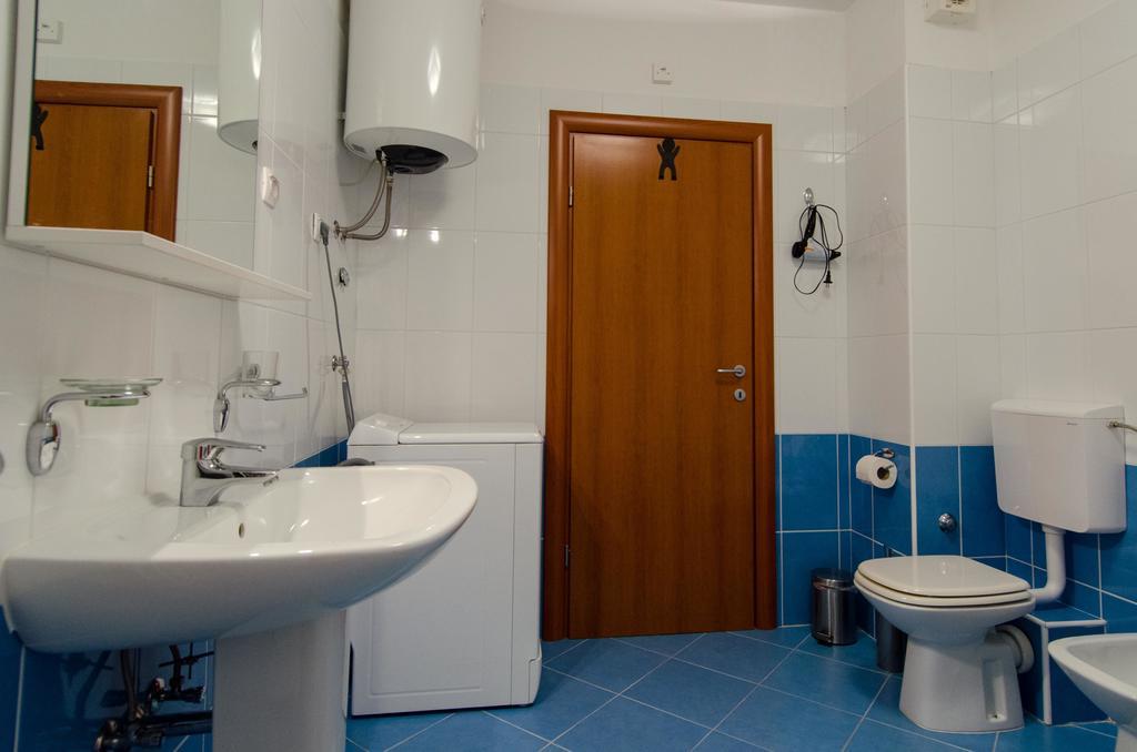 Deluxe Apartment Bagaric Trogir Szoba fotó